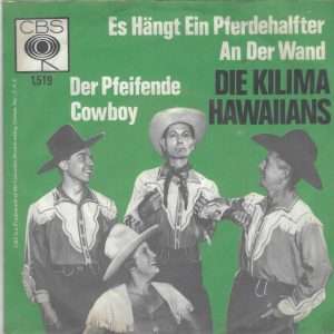 Die Kilima Hawaiians --> Es hängt ein Pferdehalfter an der Wand